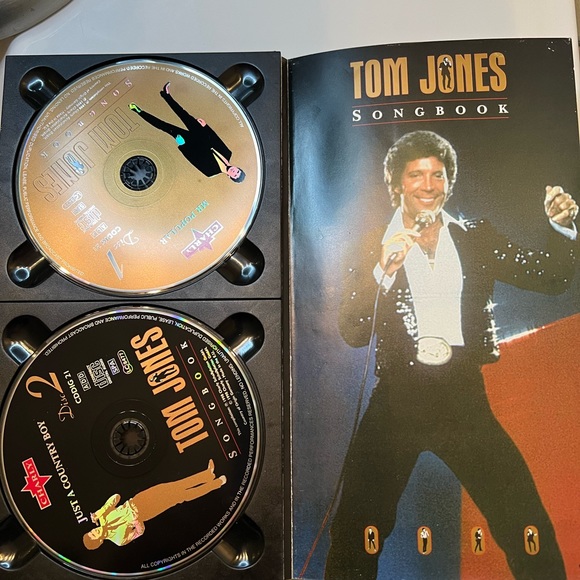 Tom Jones song book with 4 cds - Picture 5 of 5